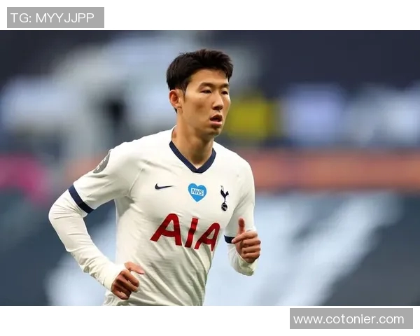 孙兴慜重返热刺再续传奇旅程球迷热情高涨期待新赛季表现 孙兴慜重返热刺再续传奇旅程球迷热情高涨期待新赛季表现